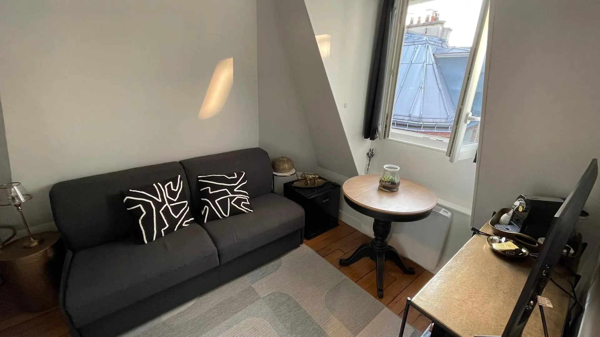 Appartement Studio Cosy 17E Arc De Triomphe Et Champs Elysees Parijs